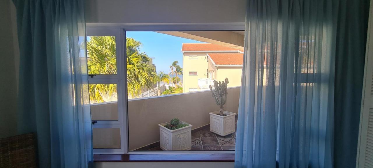 Ferienwohnung Aride 4 Awesome View Of Uvongo Main Swimming Beach From Communal Braai Area Margate Exterior foto