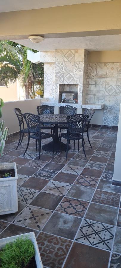 Ferienwohnung Aride 4 Awesome View Of Uvongo Main Swimming Beach From Communal Braai Area Margate Exterior foto