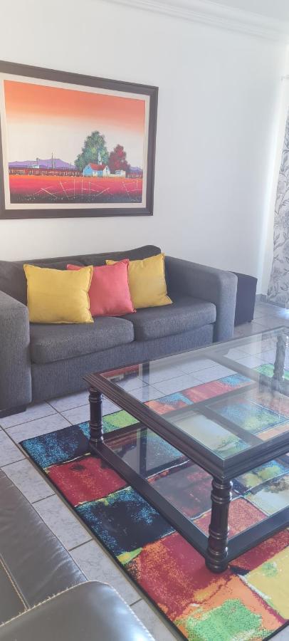 Ferienwohnung Aride 4 Awesome View Of Uvongo Main Swimming Beach From Communal Braai Area Margate Exterior foto